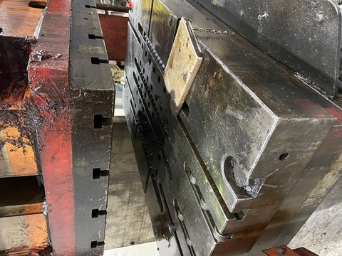 175 Ton, Cincinnati #175-OBS, hydraulic punch press, 10" stroke, 50" x30" bed, #15815 - Image 5