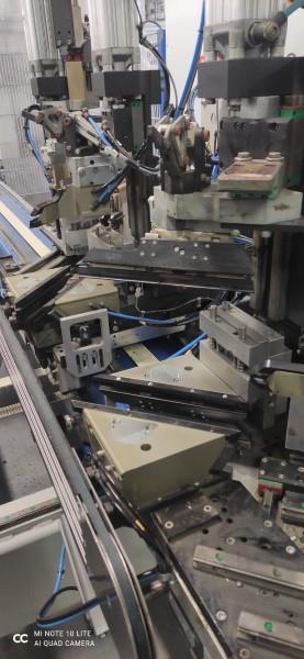 Sturtz #welding/cleaning, window line, 4-head horizontal welding machine, 2017 - Image 5