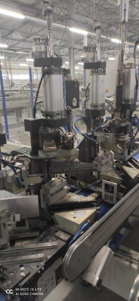 Sturtz #welding/cleaning, window line, 4-head horizontal welding machine, 2017 - Image 8