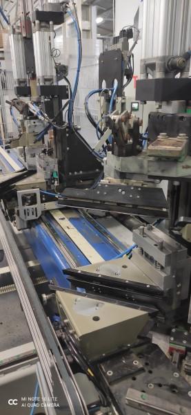 Sturtz #welding/cleaning, window line, 4-head horizontal welding machine, 2017 - Image 10