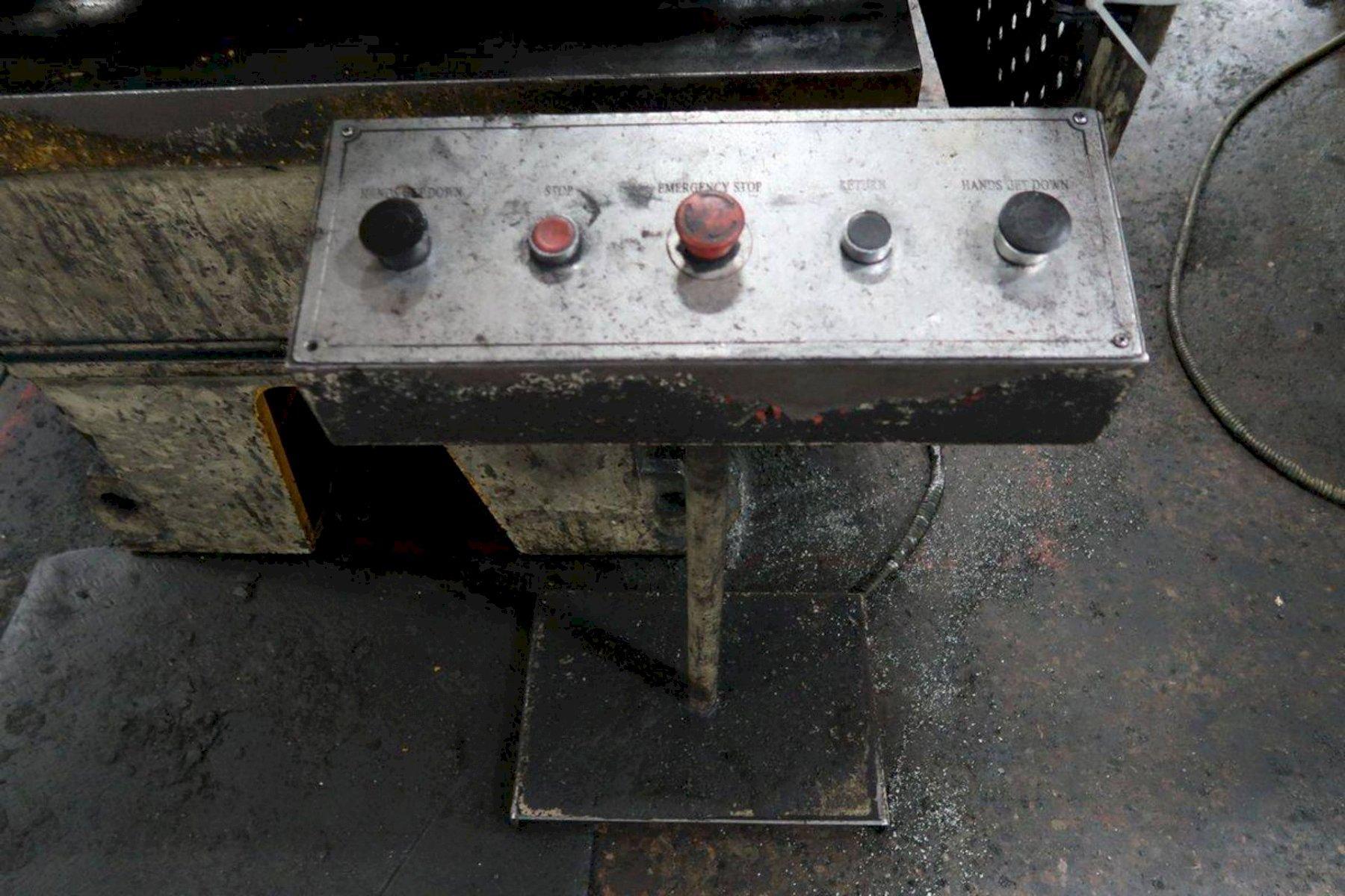 63 Ton, Yangli #YL41-63 63, hydraulic press, 19.6" stroke, 12.5"throat, 39.3" daylight, 2-post guided ram - Image 7