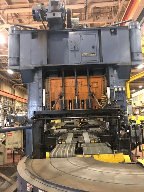 300 Ton, Minster #E2-300-72-42, straight side double crank press, 8" stroke, 29" Shut Height, 6" adj., 40-80 - Image 4
