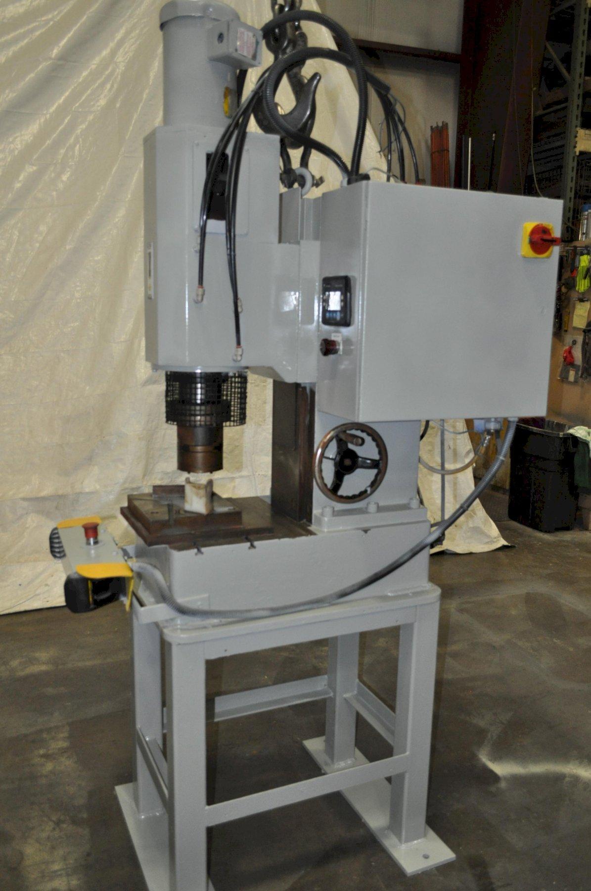 VSI #TM-23, riveter, 06" - .62" diameter capacity, 9" throat, Allen Bradley Panel View 300 - Image 2