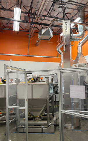 Bin lift elevator, Servolift #11169, Stainless Steel, explosion proof, 12' high, rotating base, 2019 - Image 3