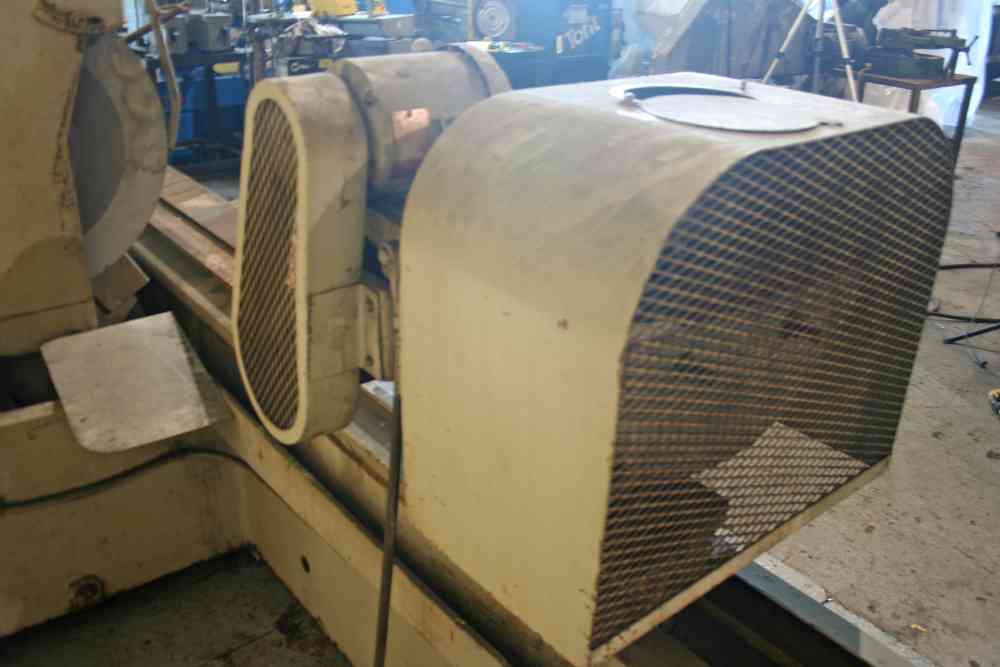22" x 90" Van Norman #467, crank shaft grinder, 30" grinding wheel, 8" chuck, #51717 - Image 9
