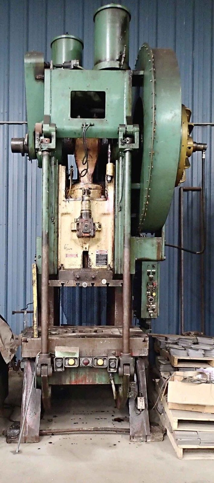 150 Ton, Clearing #150-p-701, Obi Press, air clutch, 6" stroke, 21.5" shut height, 5" adjustment, 33" x 50" - Image 1