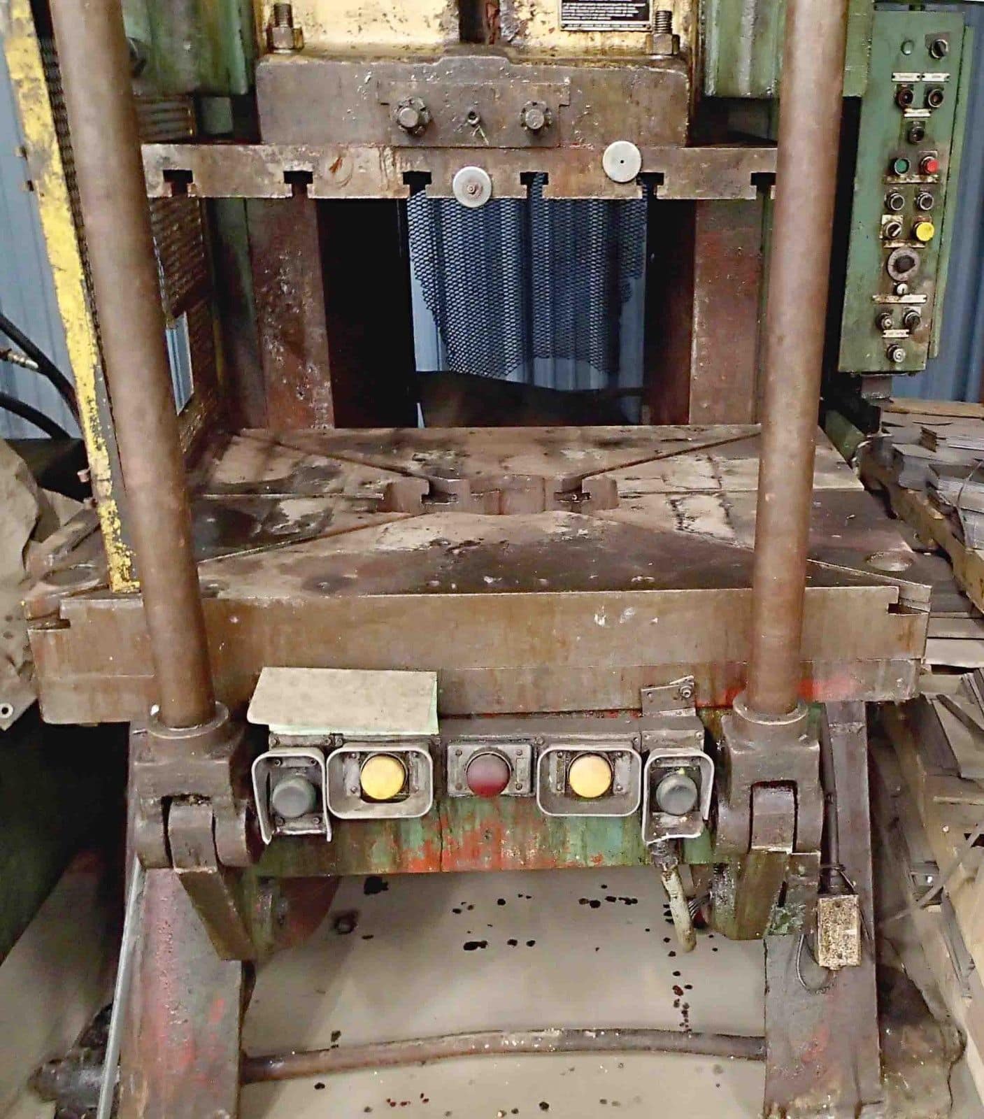 150 Ton, Clearing #150-p-701, Obi Press, air clutch, 6" stroke, 21.5" shut height, 5" adjustment, 33" x 50" - Image 4