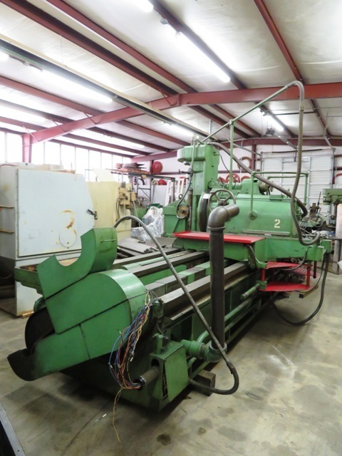 Fitchburg, horizontal pinion hobber, 40" dia. x 106" length, 2 DP, tailstock, steady rests, under power - Image 6