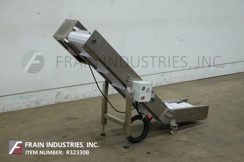 11-3/4" wide x 5.8' long, Ohlson, Stainless Steel inclined cleated feed conveyor, mounted on 4 leg Stainless - Image 5
