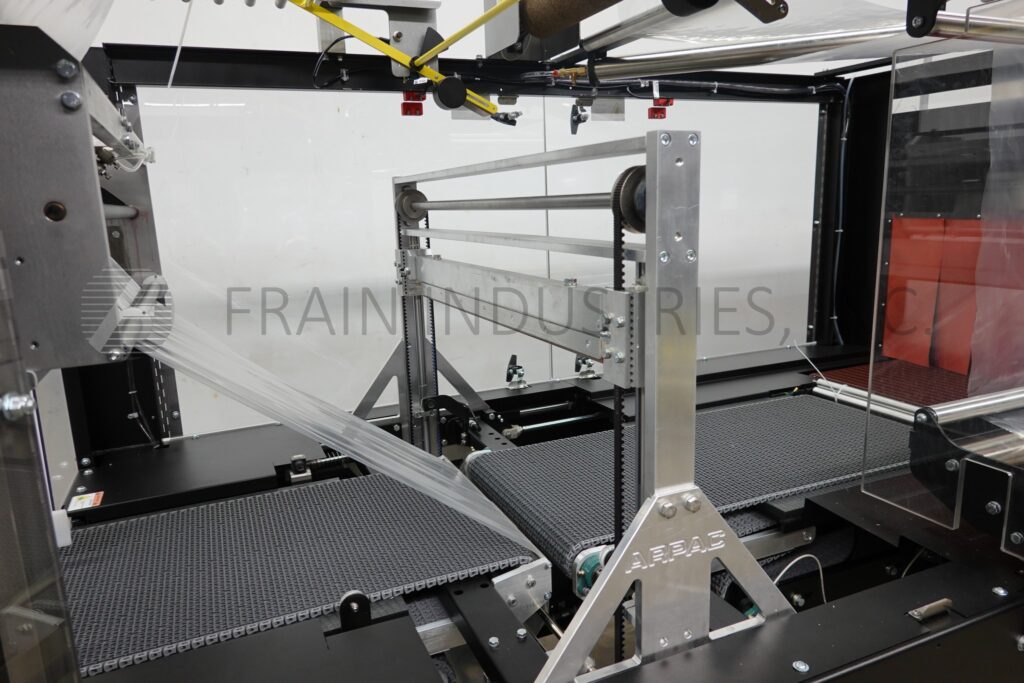 Arpac #45TW-28, inline, intermittent motion, bundler and integrated shrink tunnel, Allen-Bradley controller - Image 2