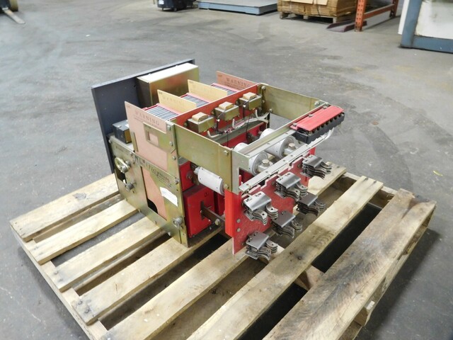 800 Amps, Westinghouse, DSL-206, circuit breaker, 60 Hz, 2-3 poles, 600 max volt - Image 4