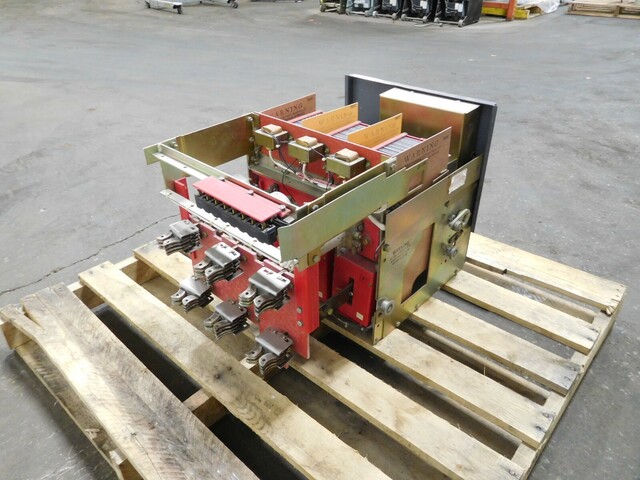800 Amps, Westinghouse, DSL-206, circuit breaker, 60 Hz, 2-3 poles, 600 max volt - Image 5
