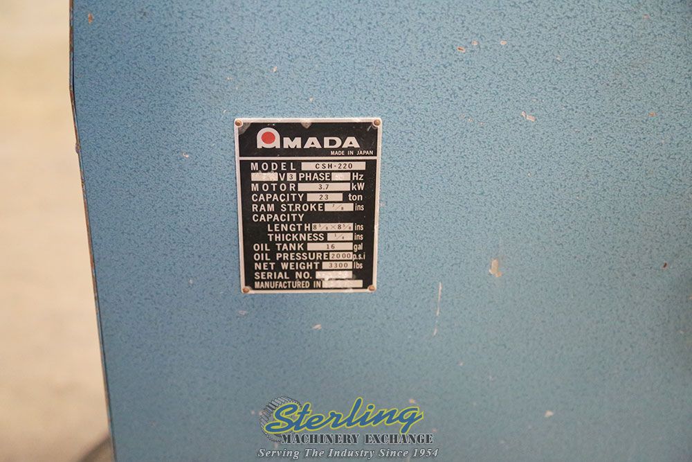 1/4" x 8" x 8" Amada #CSH-220, hyd. notcher, 40 SPM, 20 ton, electric foot pedal, one shot lube, work guides - Image 3