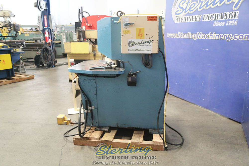 1/4" x 8" x 8" Amada #CSH-220, hyd. notcher, 40 SPM, 20 ton, electric foot pedal, one shot lube, work guides - Image 4