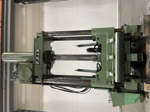 220 Ton, Reis #TUS-160OK, 4 post spotting press, 60" x72" x63" bed, tilt table, 1991 - Image 2
