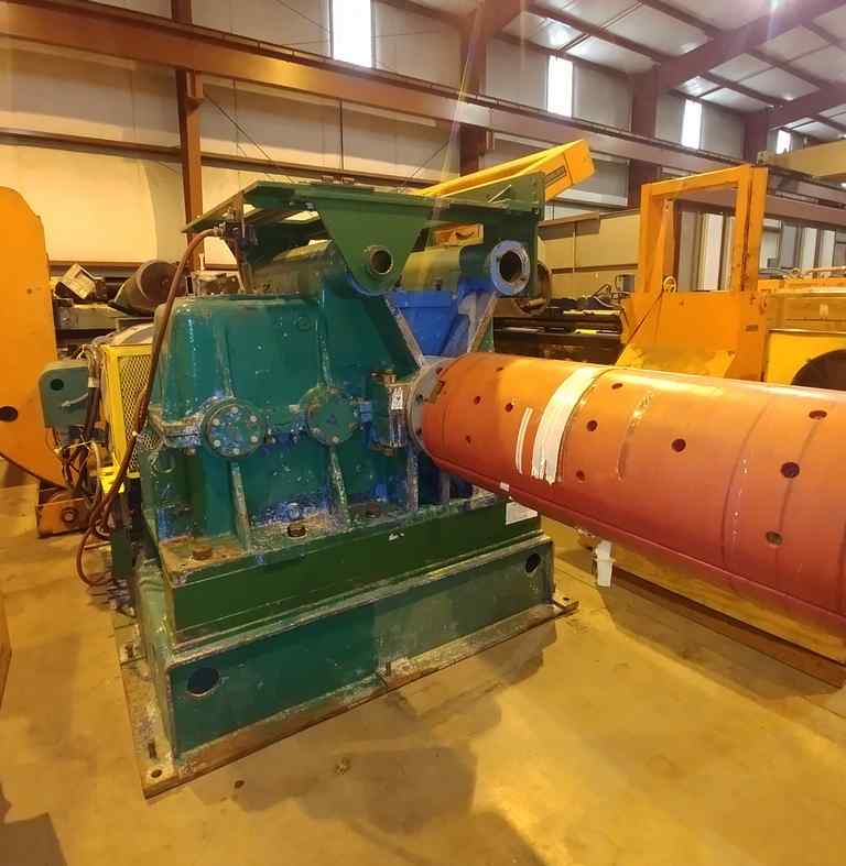 20000 lb. Stamco, recoiler, 15" dia x 54.5" face drum, bolt-on urethane pads for 19" diameter, hydraulic - Image 1