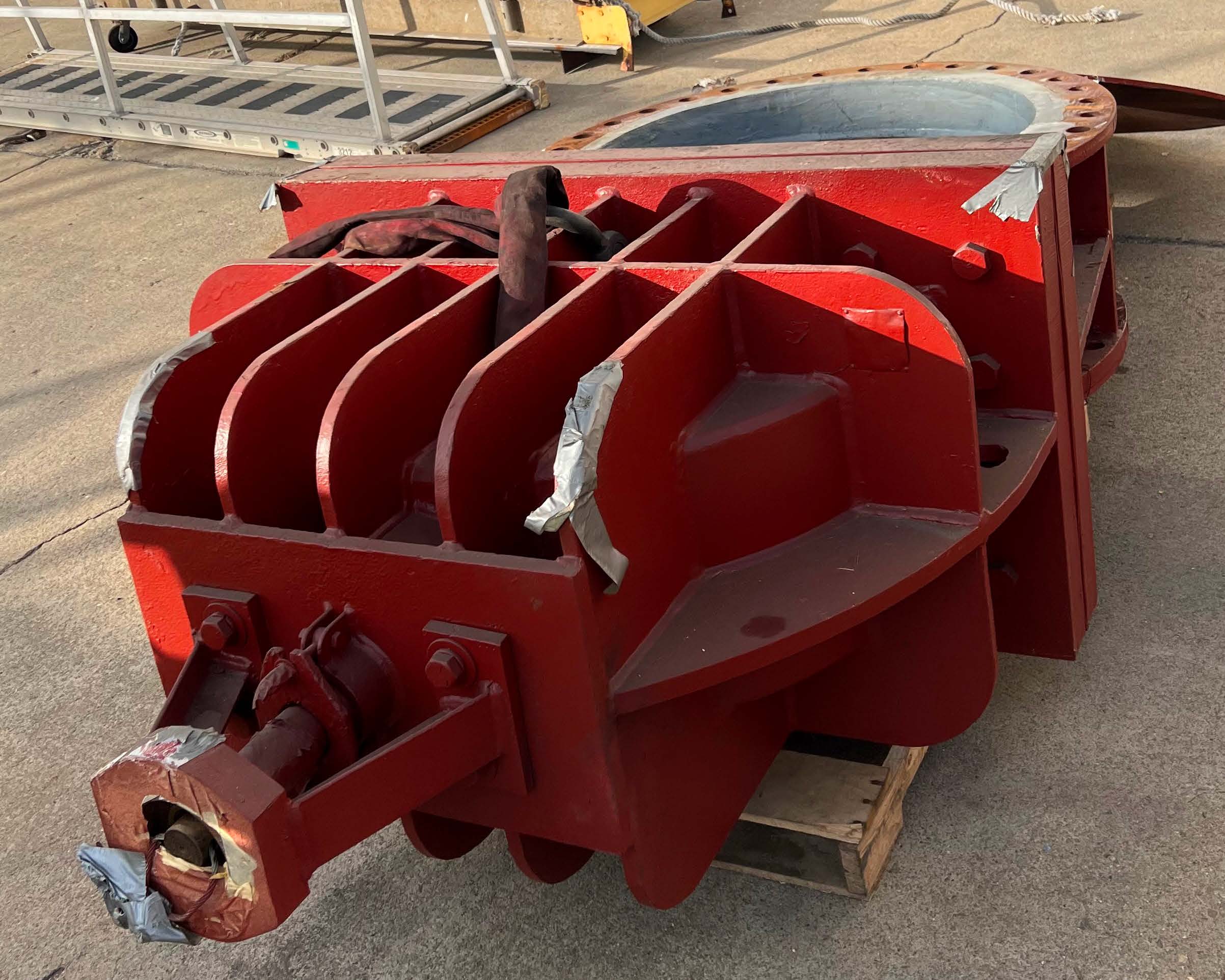 36" Gate valve, knife valve, 125 lb. max working pressure - Image 3