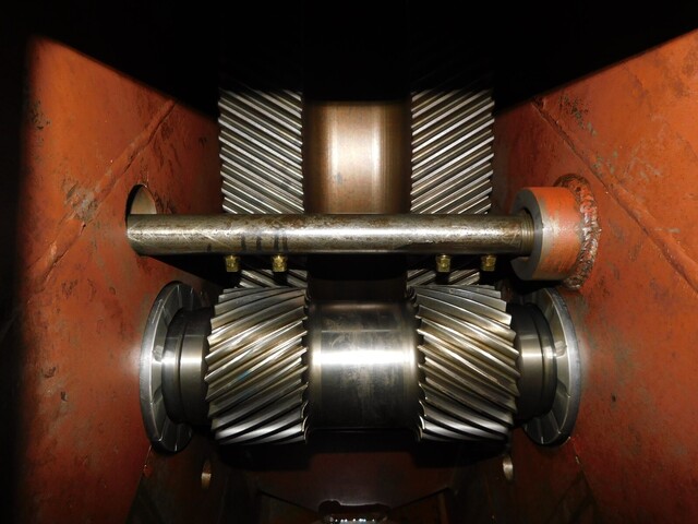 2587 HP @ 1785 RPM, Philadelphia #215HSD, high speed gear drive, 8462 RPM out, 1.00 -4.740 ratio, rebuilt - Image 10