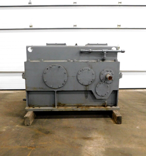 328 HP @ 1750 RPM, Lufkin #T340S-196C, gear reducer, 45.90 :1 ratio - Image 1