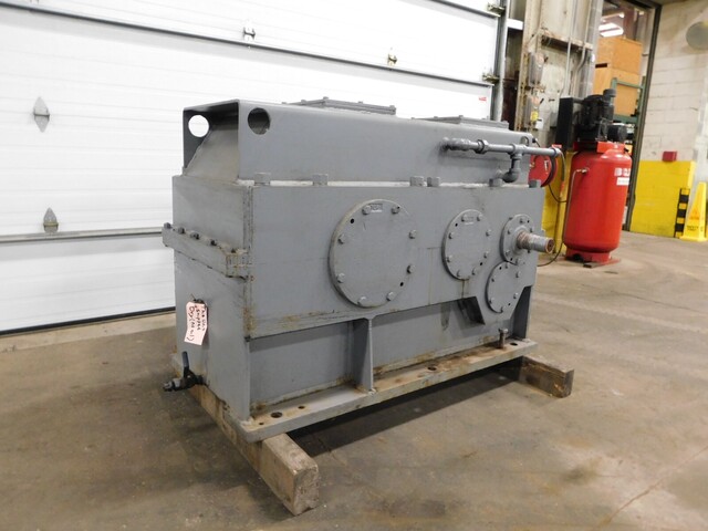 328 HP @ 1750 RPM, Lufkin #T340S-196C, gear reducer, 45.90 :1 ratio - Image 2