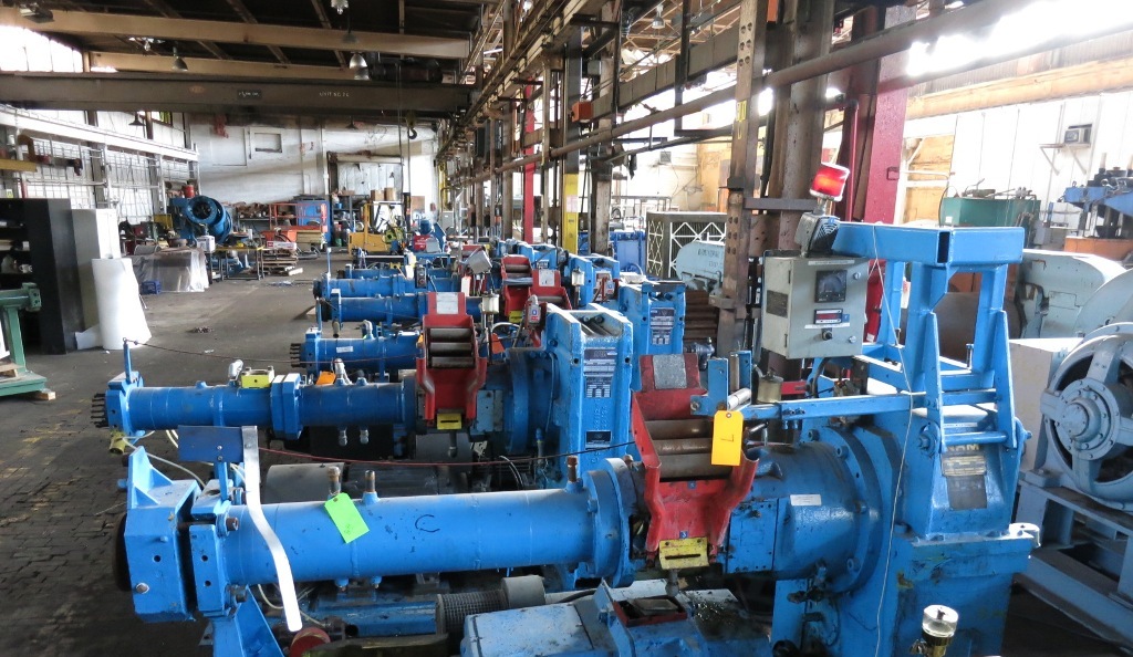 4.5" NRM, cold feed rubber extruder, 12:1 L/D, 25.14:1 G/B, 100 HP DC, roller feed - Image 4