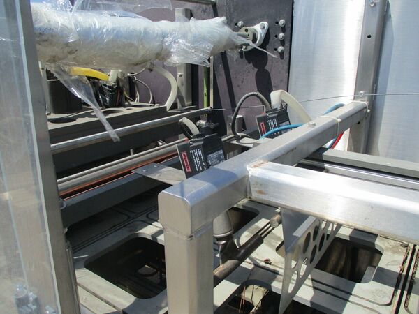 Orics Industries #CF-LD-30, heat shrink packaging tray sealer, 220 volts AC, 3 phase, 60 amps, 90 psi, 30 - Image 10