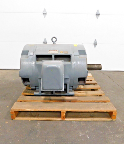 125 HP 1180 RPM Reliance Duty Master Allis-Chalmers motor, Frame 445T, 460 Volts, rebuilt - Image 1