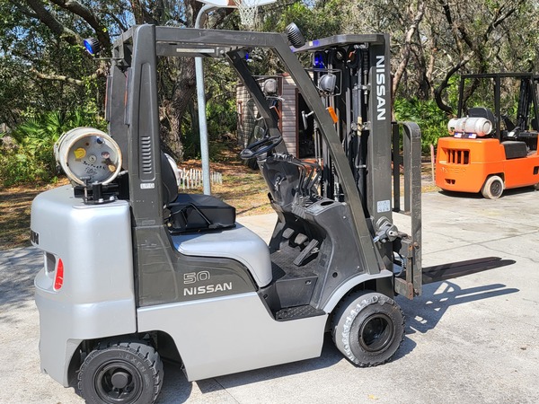 4060 lb. Nissan #MAP1F2A25LV, Forklift,Cushion Tires, LP Powered, Side Shift, 3 Stage Mast - Image 9
