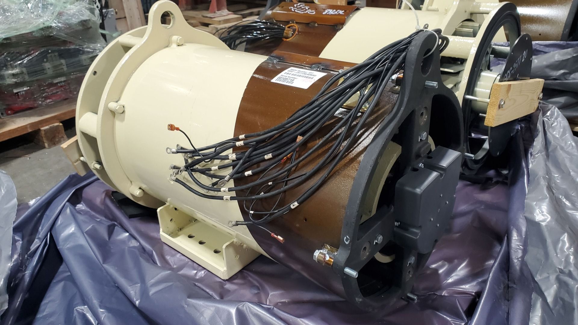 40 KW, 1800 RPM, Kohler #GCC-257720, generator end, 12 lead, 120/208/240/416/480 Volts, new surplus, 2018 (24 - Image 5