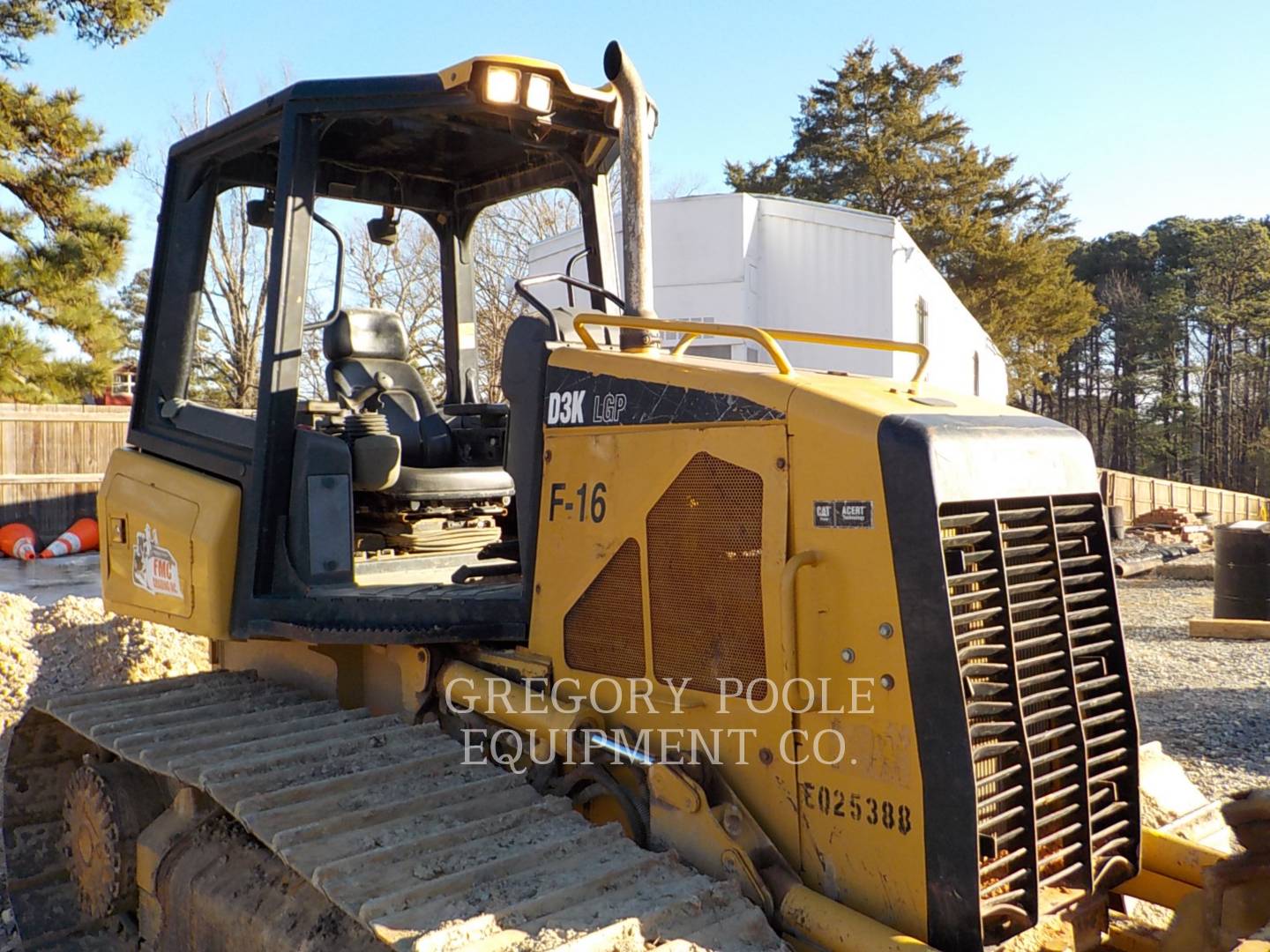 Caterpillar D3KLGP, Crawler Dozer, 2595 hours, S/N: LLL00989C, 2011 - Image 9