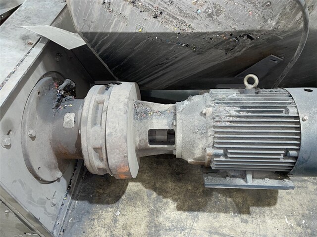24" diameter x 20' 6" long, Wolfking, Stainless Incline Screw Conveyor, 3/8" Flights Paced 18" Apart, 9" - Image 5