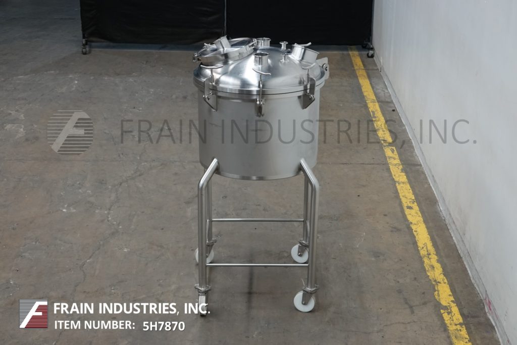50 gallon 316 Stainless Steel single wall tank, 28" dia. x 24" deep with 20" straight wall, bolt down dome - Image 4