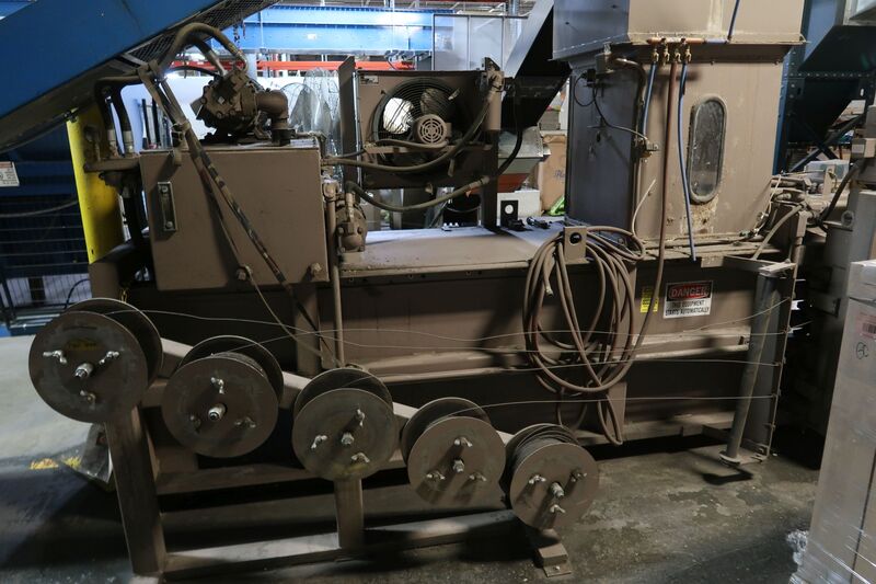 72" x 36" x 40" Maren #72-OE/100, open-end continuous automatic shredder & baler, w/electric tier, 30 HP - Image 6