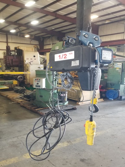 .5 Ton, Donati DMK #214D, electric chain hoist, 16-4.8 FPM, pendant Control, chain bucket - Image 3