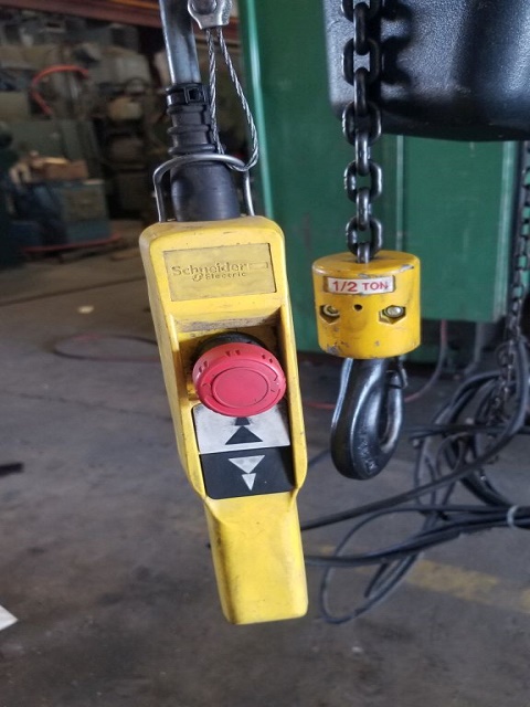 .5 Ton, Donati DMK #214D, electric chain hoist, 16-4.8 FPM, pendant Control, chain bucket - Image 5