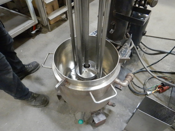 Premier Mill #PSM25, Stainless Steel basket type submersible media mill, 2001 - Image 3