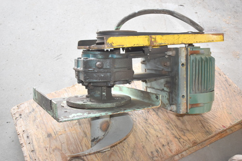 5 HP 1745 RPM Toshiba, Frame 184T, Dodge SCXT 225XA Torque Arm speed reducer SCXT225A, 230/460 Volts - Image 1