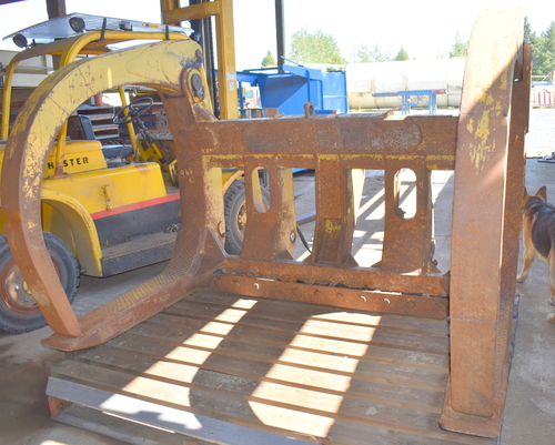 Caterpillar #966 D, E, F, wheel loader log fork - Image 5
