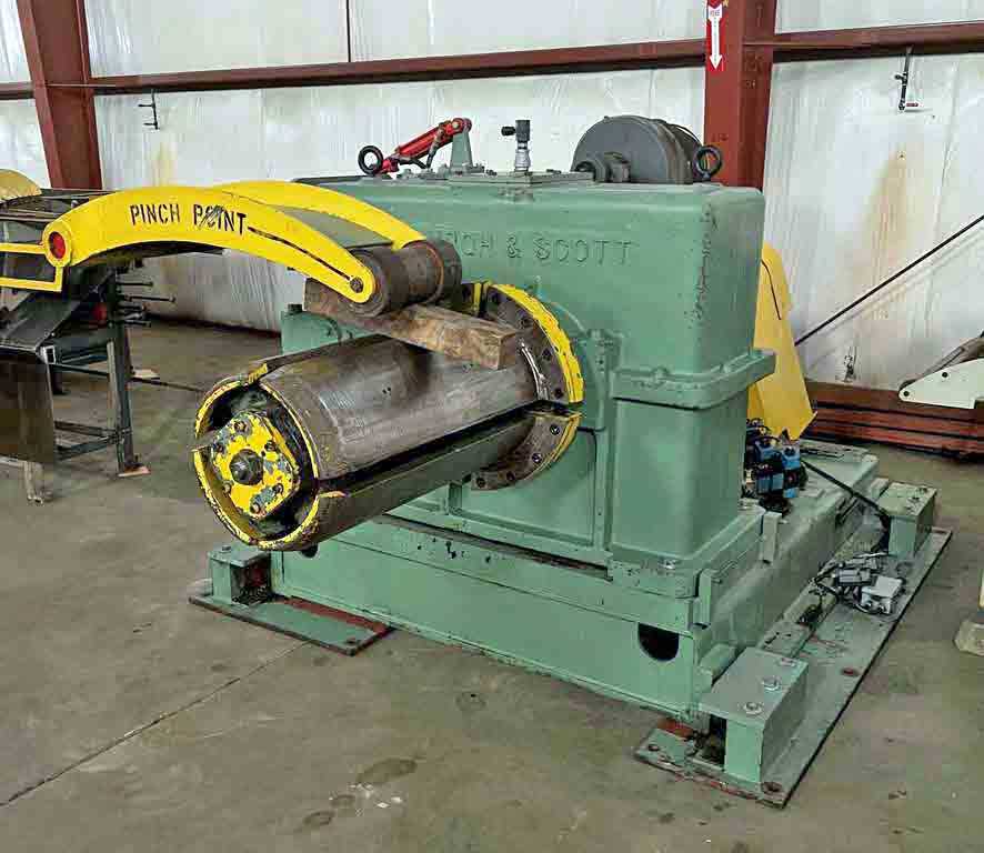 20000 lb. Waterbury-Farrel, uncoiler, 30" width, 72" O.D., 18"-20" ID, 4 segment mandrel - Image 1