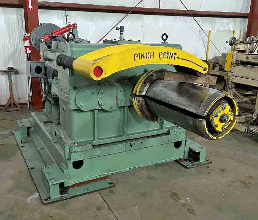 20000 lb. Waterbury-Farrel, uncoiler, 30" width, 72" O.D., 18"-20" ID, 4 segment mandrel - Image 2