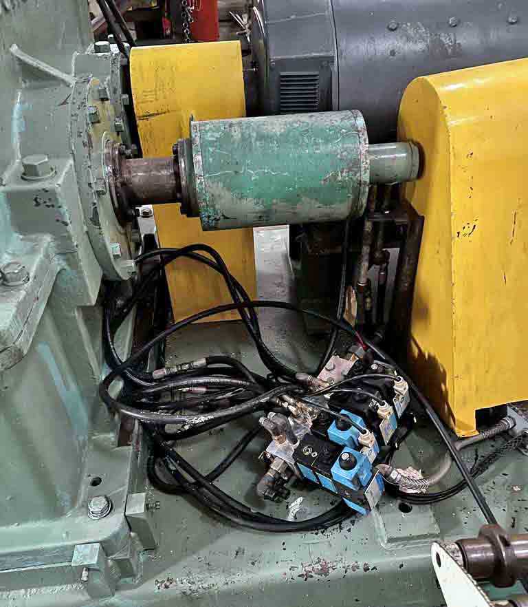 20000 lb. Waterbury-Farrel, uncoiler, 30" width, 72" O.D., 18"-20" ID, 4 segment mandrel - Image 4