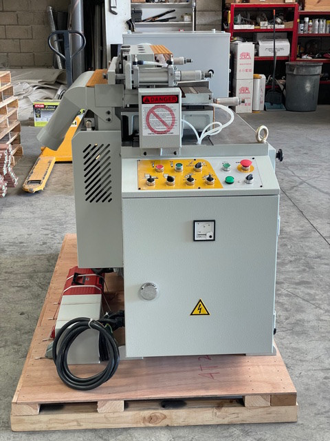 Cam-Wood #24-ATX, Multi Spindle Dovetail Machine, 24-Spindle, 10 HP - 7500 RPM, 9/16" thick x 9/16" width x - Image 3