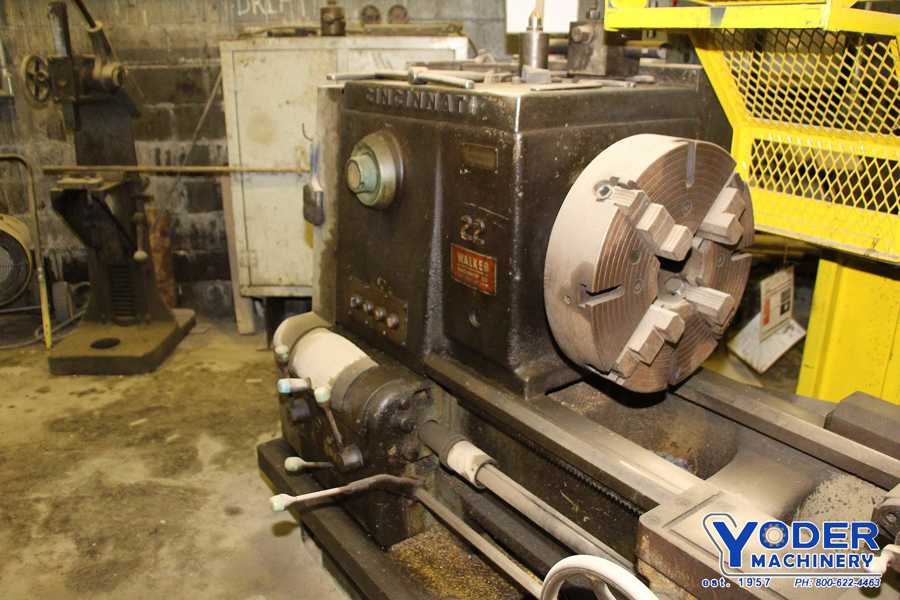 24" x 104" Cincinnati #22, engine lathe, 13" swing over cross slide, 4-jaw 18" chuck, 8-1/4" steady rest - Image 2