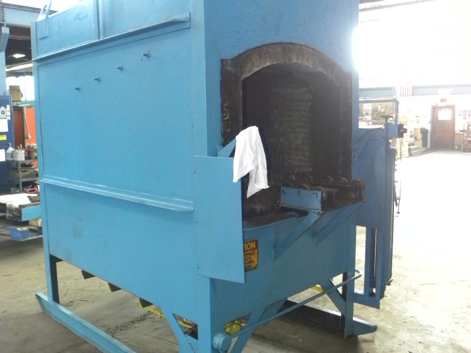 30" width x 20" H x 48" L Surface Combustion, 1250&deg;F, Gas Fired, Fiber Lined - Image 2