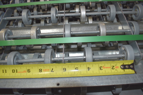 32" wide x 5.8' long, Gravity skate wheels conveyor roll-case, 26 sections - Image 5