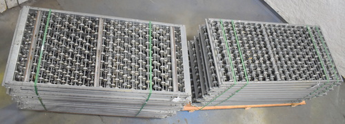 32" wide x 5.8' long, Gravity skate wheels conveyor roll-case, 26 sections - Image 6