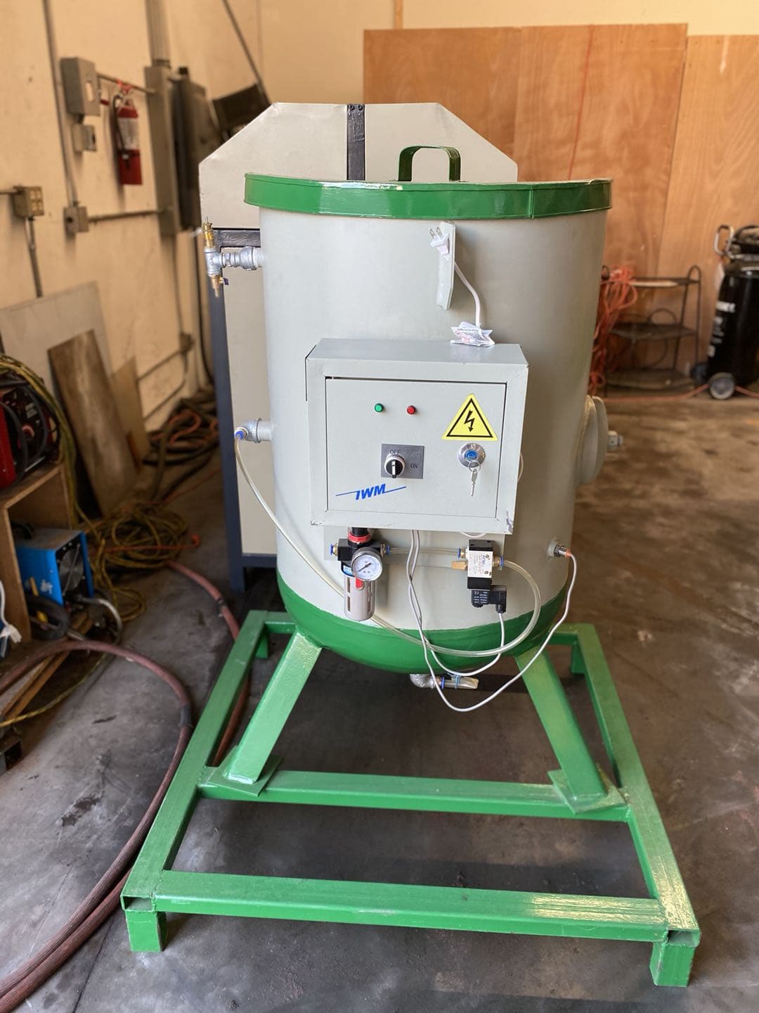 IWM #1010H, CNC Waterjet, 3' x3', P.C. Controller, Demo Unit Only 1613 Hours, 2015 - Image 9