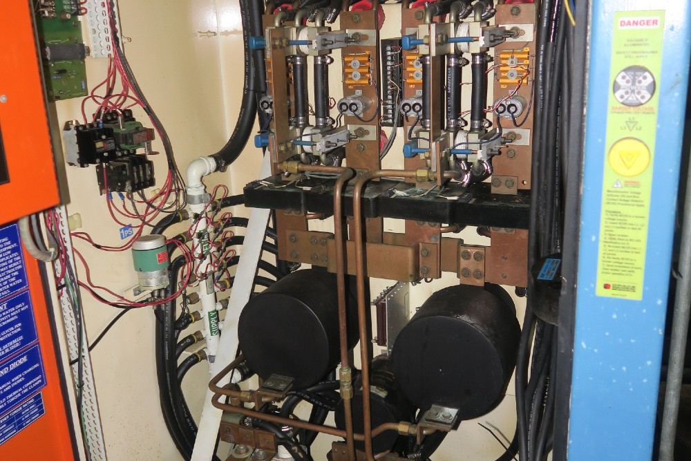 100 KW Inducto-Heat #BSP5-100-3/10, 3/10 kHz, electric, 460 V., 3 phase, 172 amps - Image 3