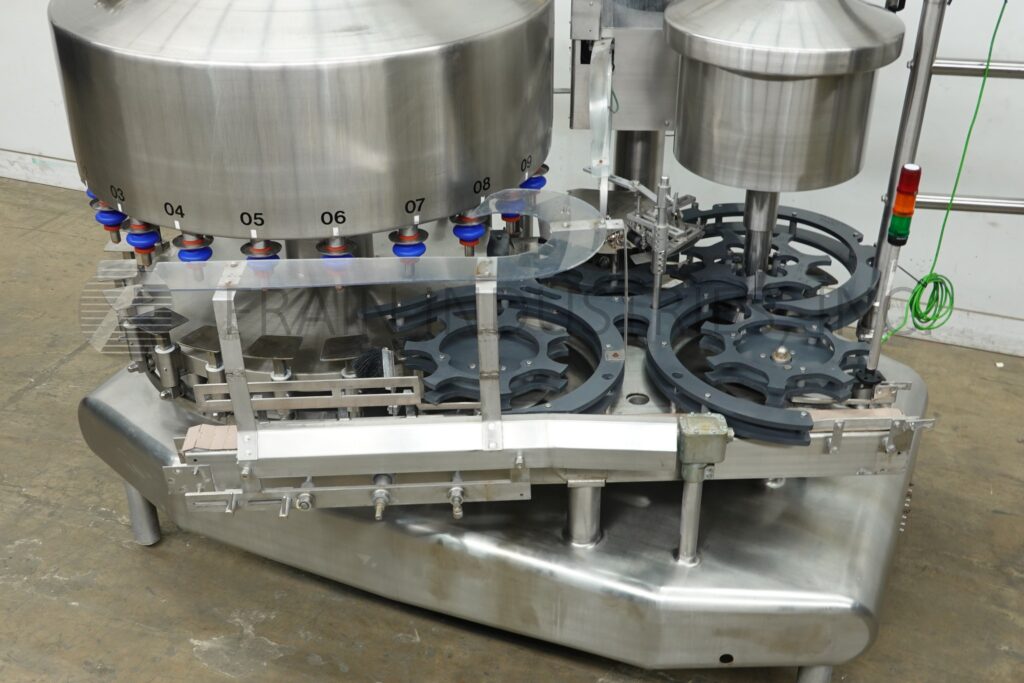 Federal #21-8, automatic, 21 head rotary, stainless steel, pressure gravity filler and 8 head rotary screw - Image 2