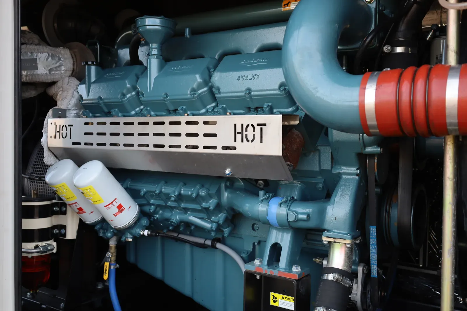 600 KW Generac #6967170800, diesel generator, 430 hours, #089254 - Image 4
